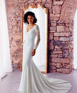 Bruidspaleis Outlet White one by Pronovias Ljubov